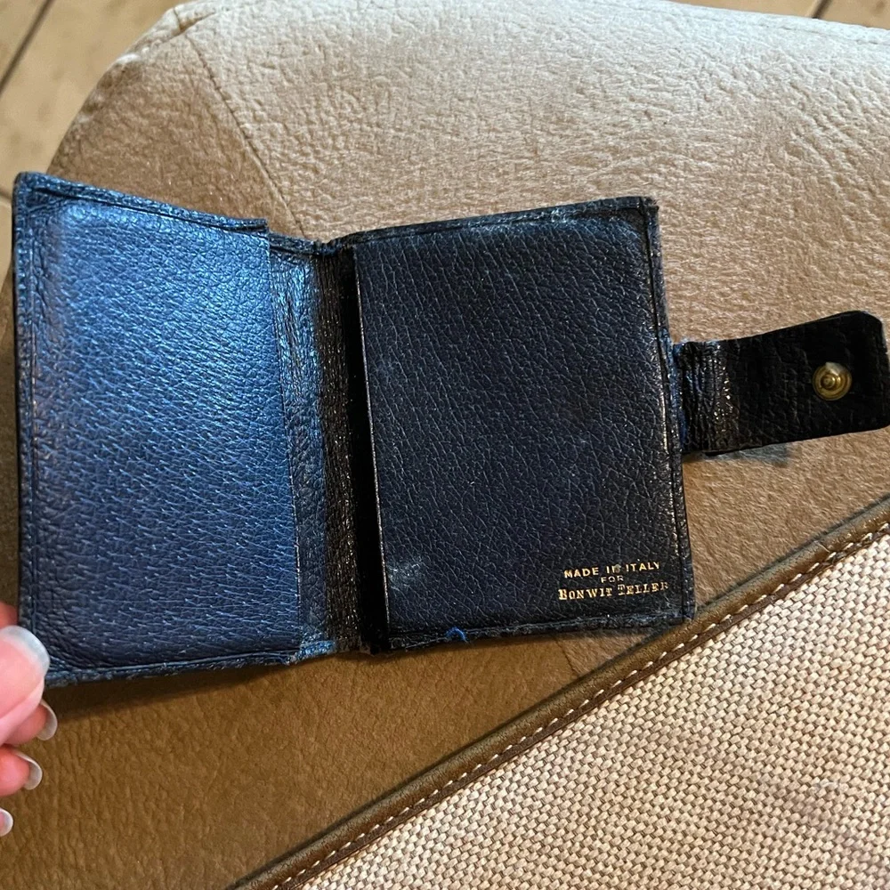 Vintage Gucci Small Black Leather Wallet